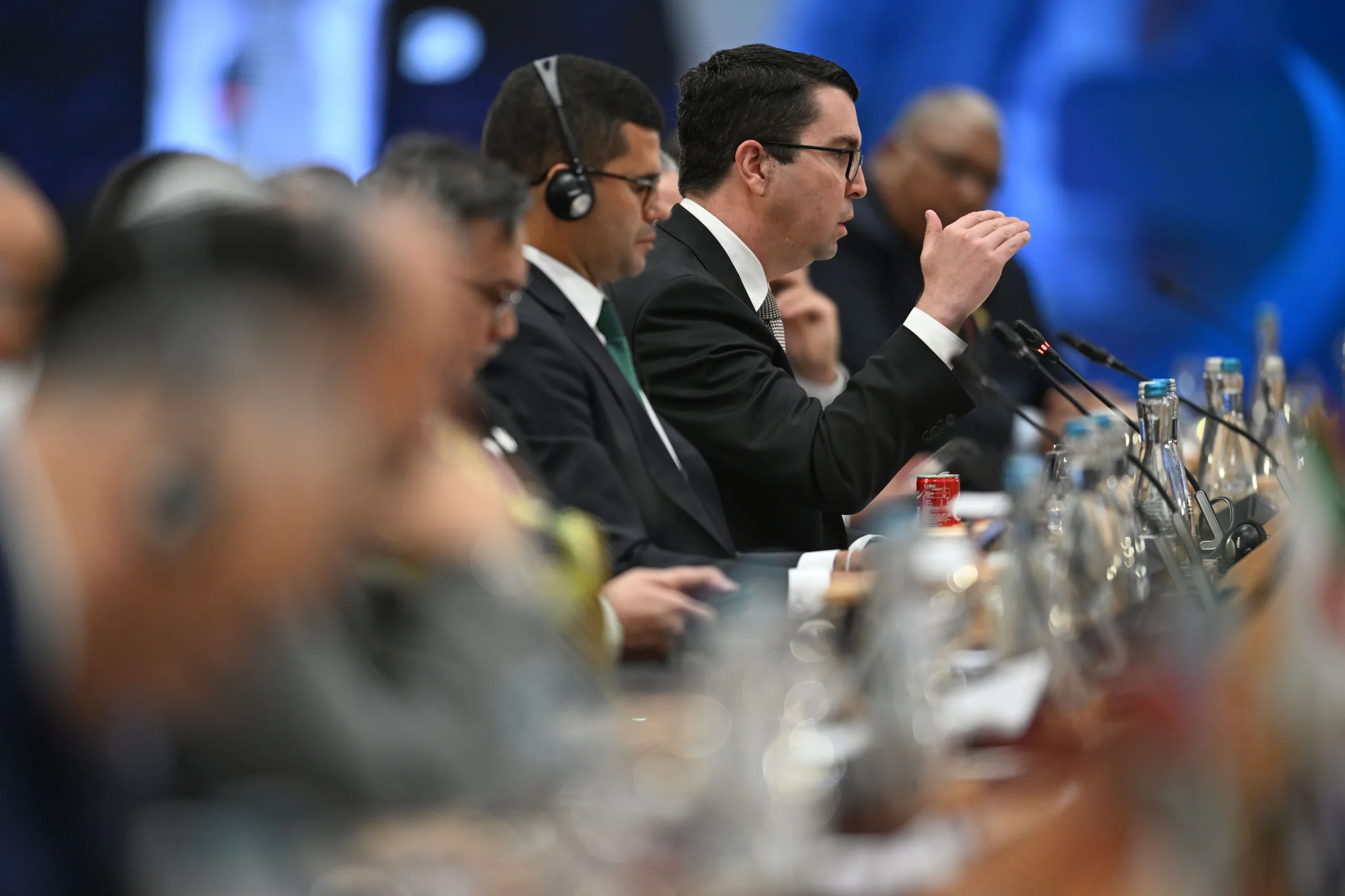 Assistant Minister to the Prime Minister Hon Patrick Gorman MP (right) delivered remarks during the High Level Meeting of the 10th World Water Forum 2024 in Nusa Dua, Badung, Bali/Media Center of World Water Forum 2024/Aditya Pradana Putra/pras/mif