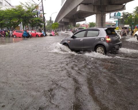 Potret banjir di sekitar Jalan AP Pettarani, Makassar/Sahrul Ramadan/Bollo.id